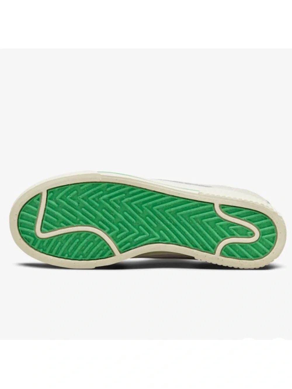 Nike Women’s Court Legacy Lift White Stadium Green Size 10
